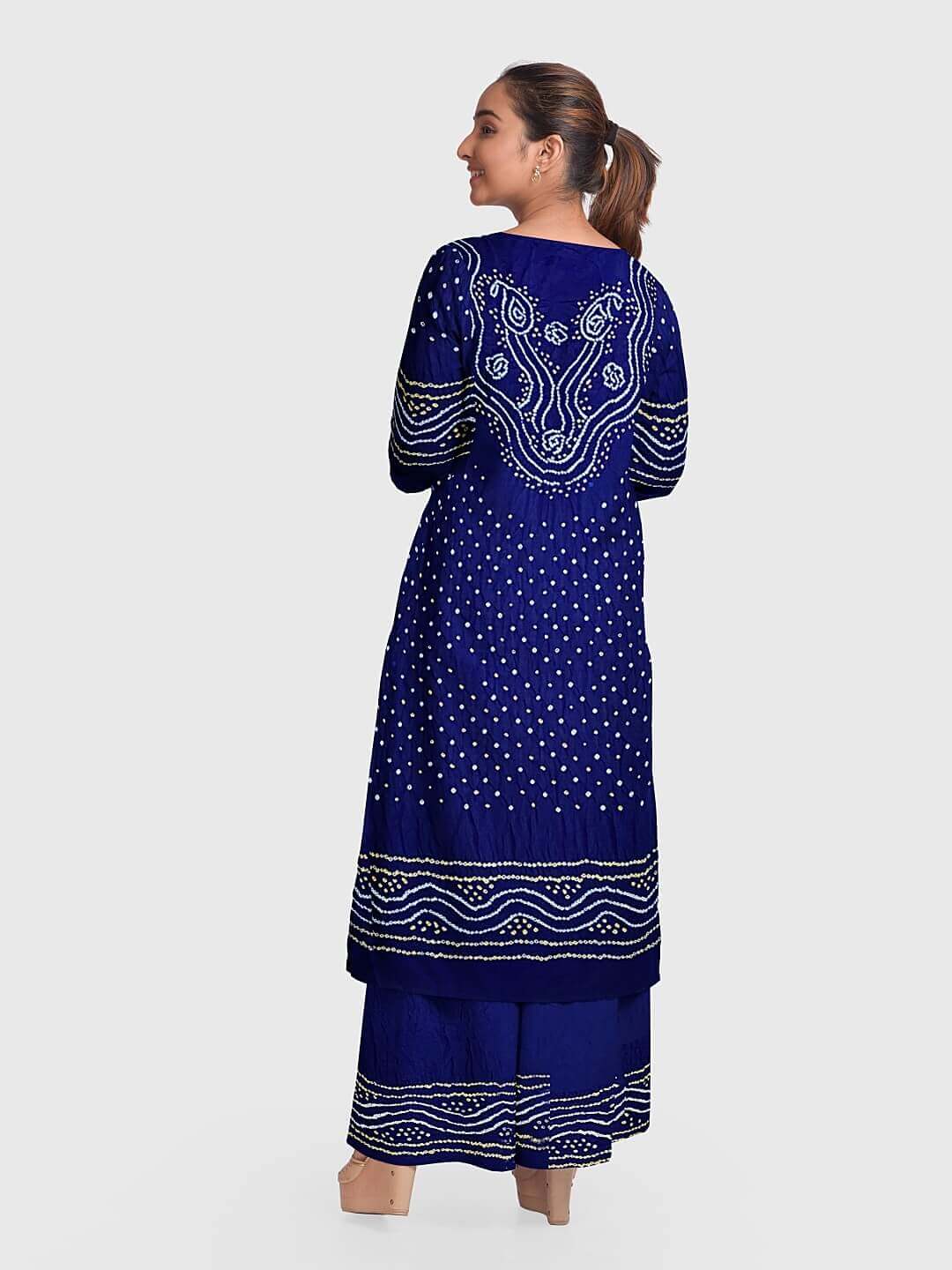 gaji silk bandhani dress material Modal Gaji Bandhani Dress at 4600/piece | Surat